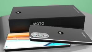 Oppo की बत्ती गुल करने आया Motorola का धाकड़ स्मार्टफोन, शानदार डिस्प्ले और दमदार प्रोसेसर के साथ लुक देख फिसले लोग