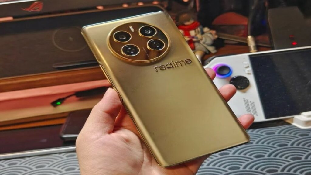 Realme GT 5 Pro की लॉन्च डेट का खुलासा, मिलेगा शानदार लुक और धांसू कैमरा, क्या रहेगी कीमत