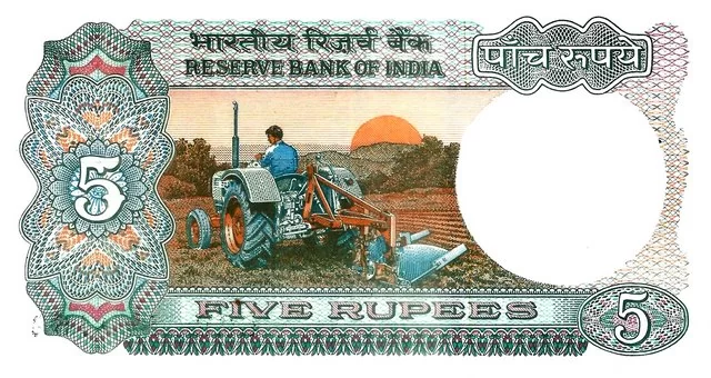 अगर आपके पास भी रखा है पुराना 5 का नोट तो घर पर बैठे कमाए लाखों रुपये, जाने कैसे बेचे नोट