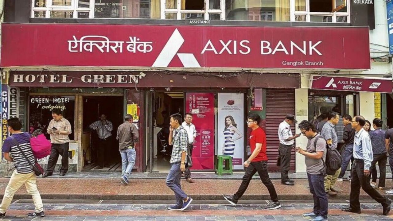 Axis Bank ने बढ़ाई Fixed Deposit (FD) की ब्याज दरें, इस दिन से होगी लागू