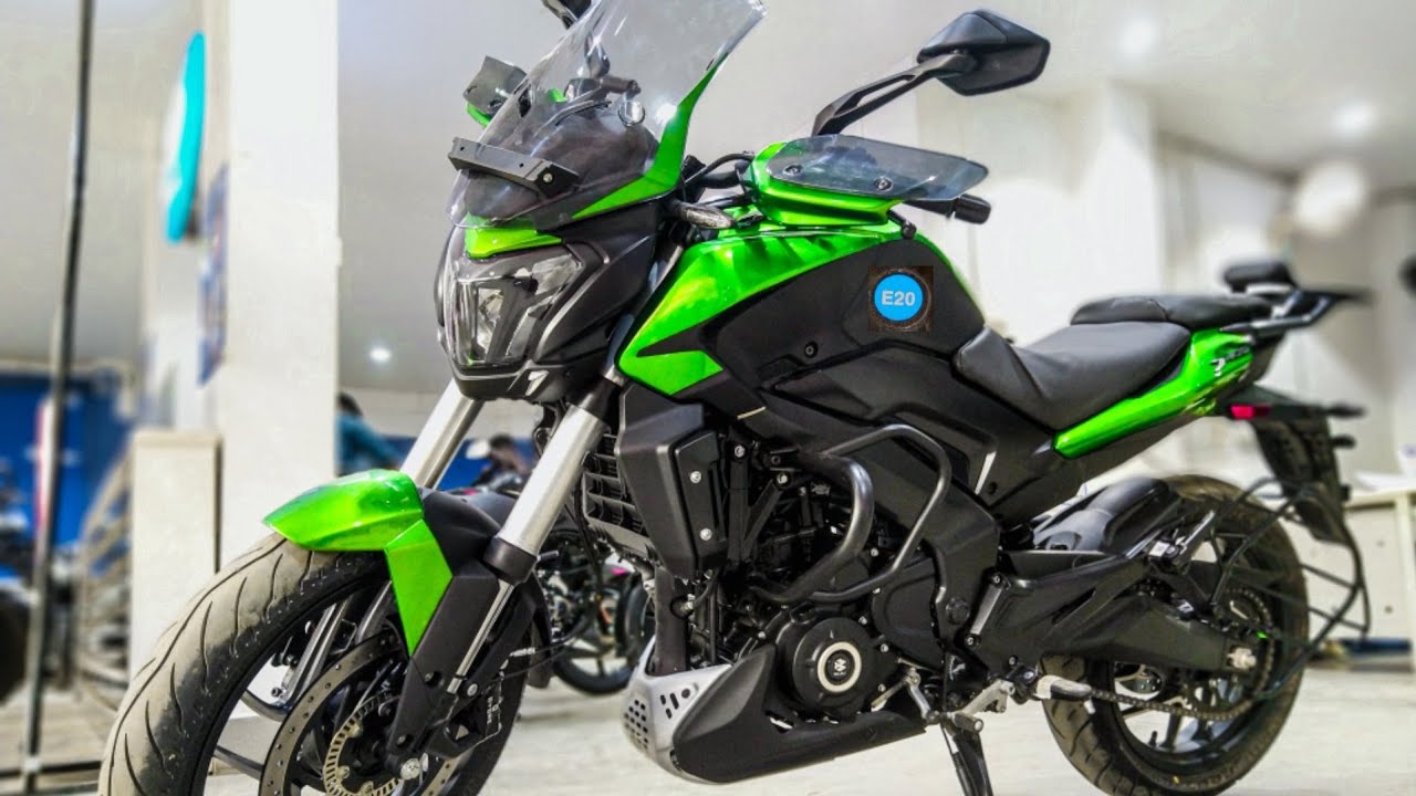 KTM का घमंड तोड़ देंगी Bajaj Dominar 400 की चार्मिंग बाइक, दनदनाते फीचर्स और पॉवरफुल इंजन के साथ के साथ देखे कीमत
