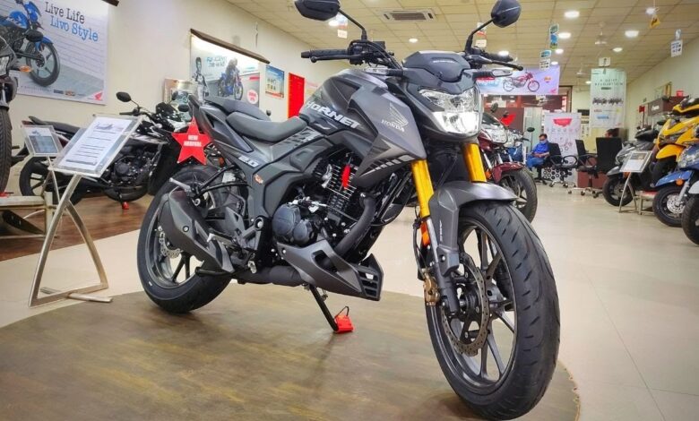युवा दिलों पर जादू करने आ गयी Honda की परमसुंदरी भोले भाला लुक और उतपाती फीचर्स देखे कीमत